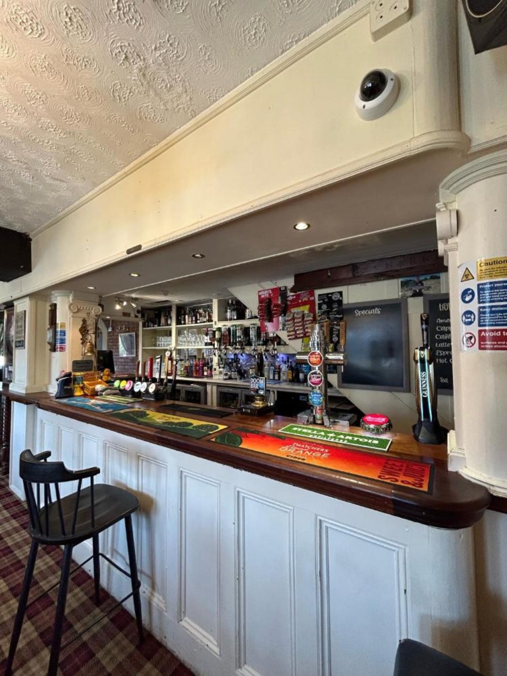 Halfway House Inn Country Lodge